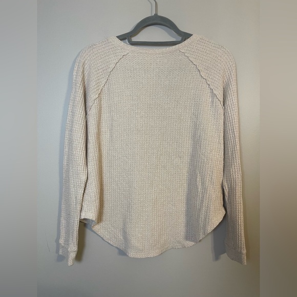 American Eagle Women's Cream V-Neck Waffle Knit Top - Picture 5 of 7